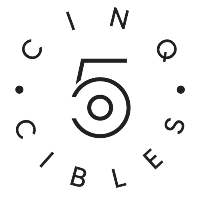 Logo officiel de 5 CIBLES, la marque de vêtements engagée pour le biathlon et le nordique.